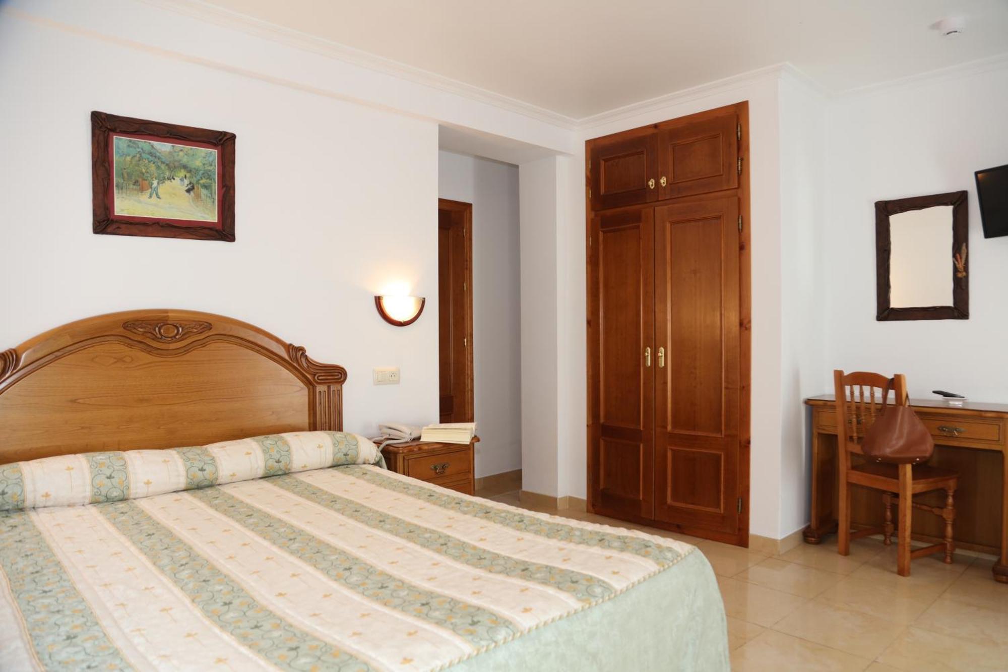 Hotel El Tilo Panes Rum bild